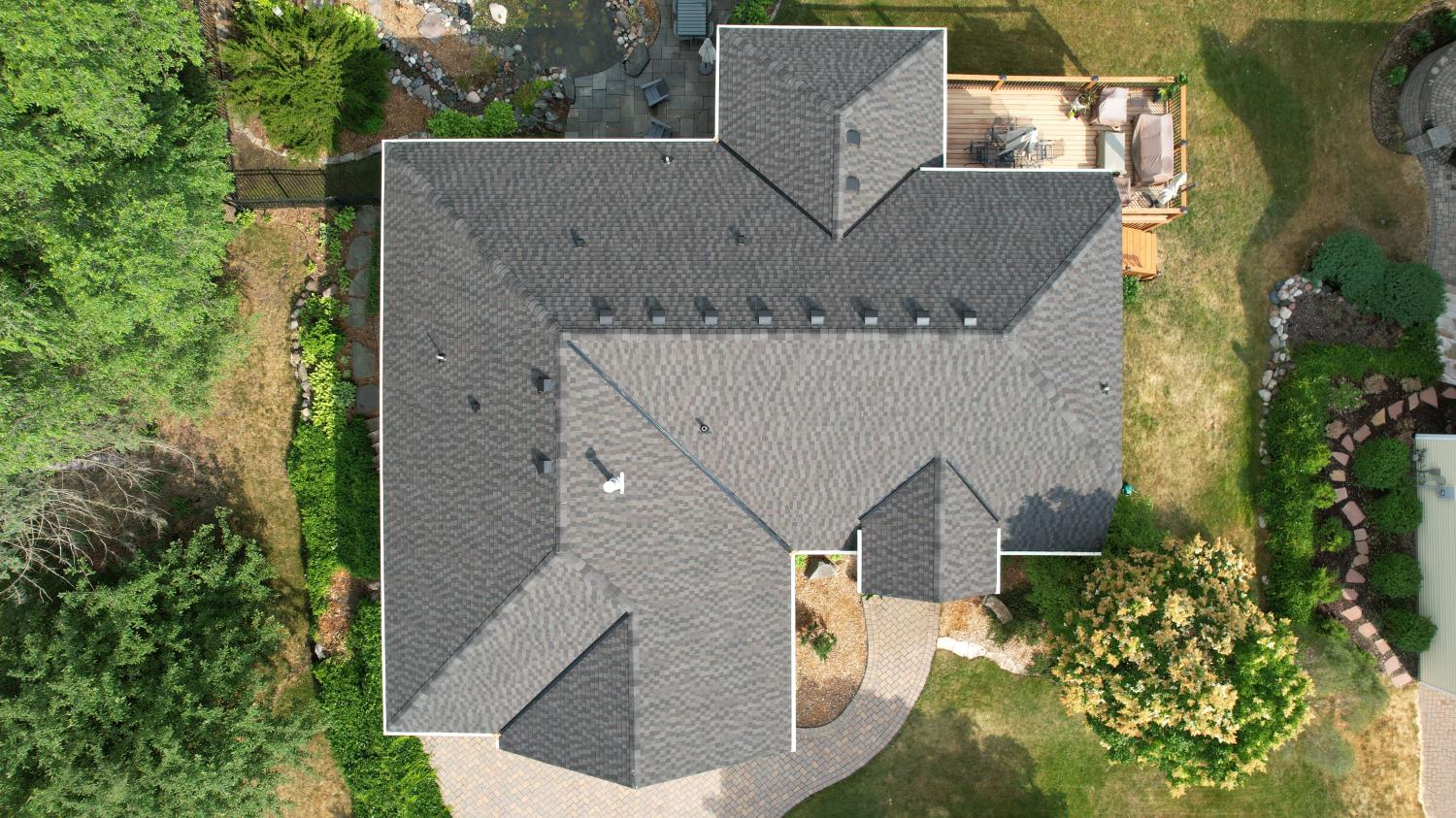 New Roof Installed in Roseville, MN: Our Latest Project