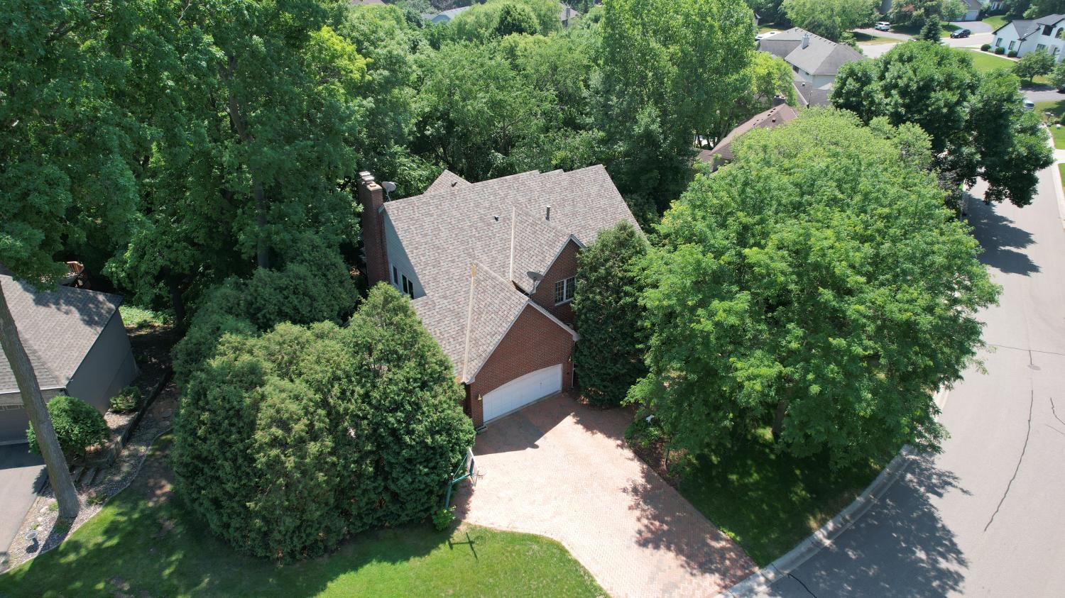 A Fresh Roof for a Maple Grove House