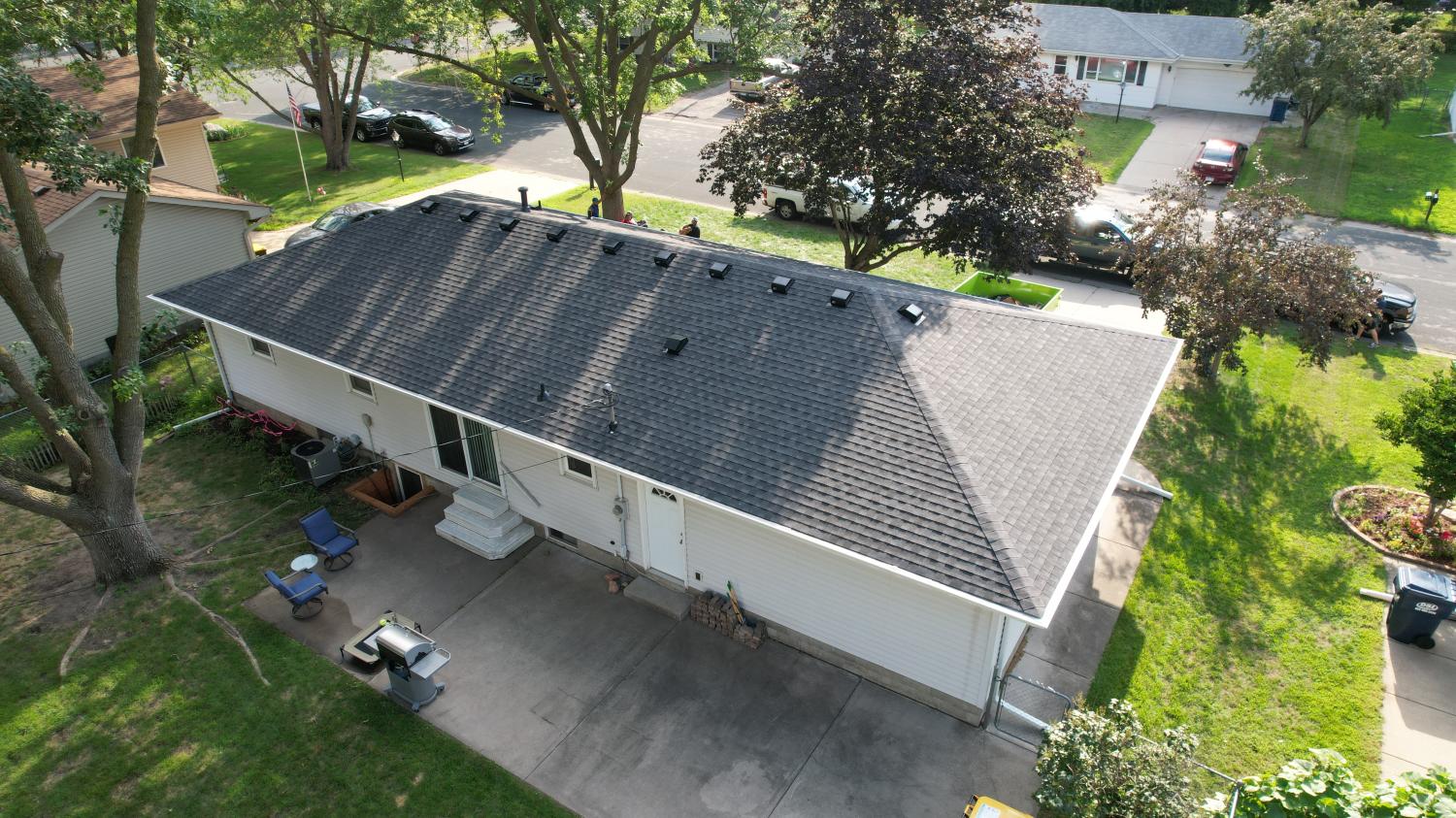 A Full Roof Upgrade Built to Handle Minnesota’s Weather