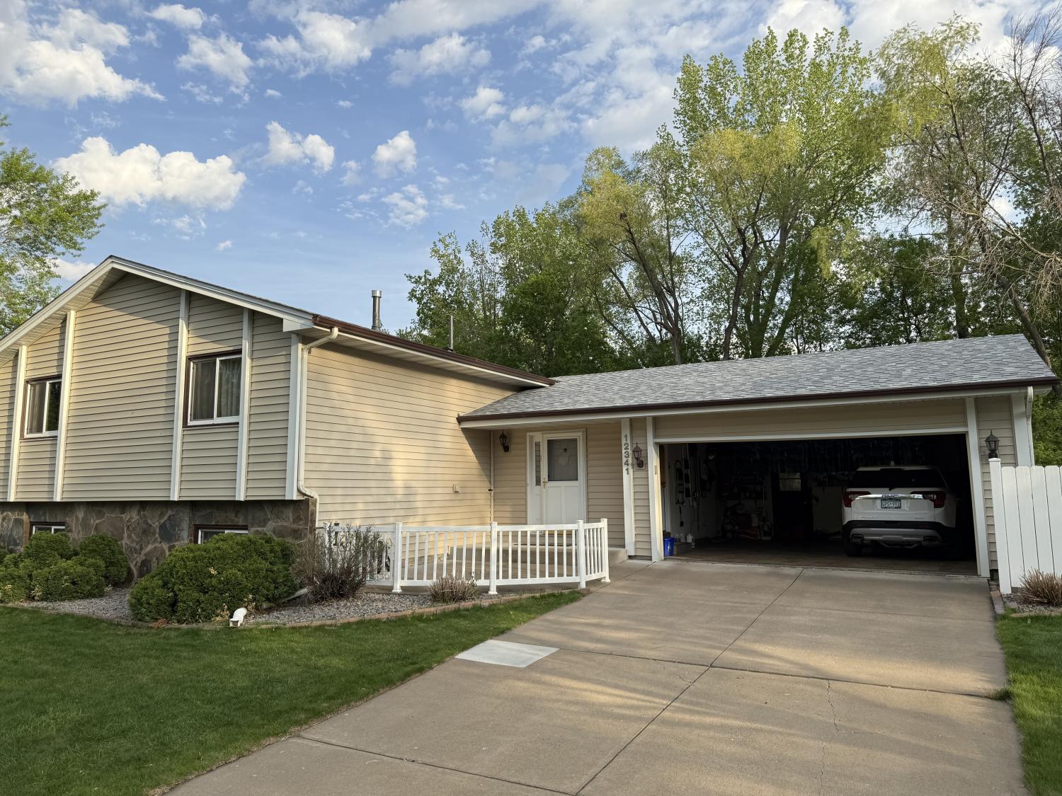 A Fresh Roof for Maple Grove: Check Out Our Work
